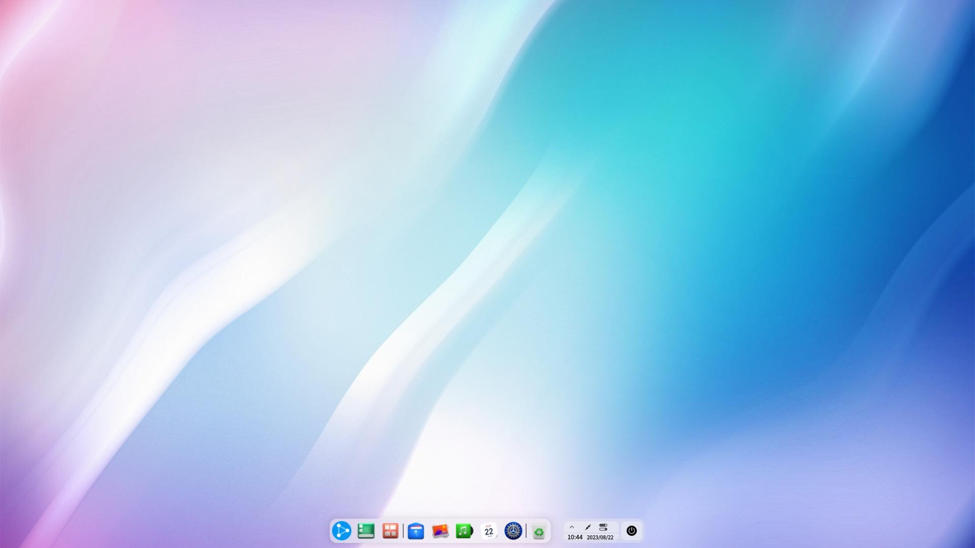 a screenshot of the ubuntudde remix desktop