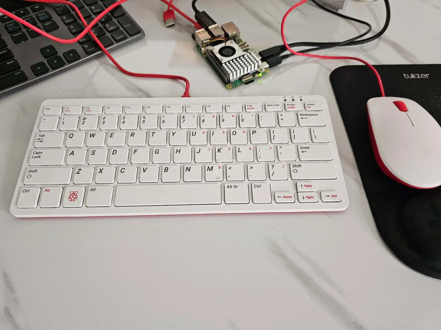 Raspberry Pi 5 keyboard and mouse