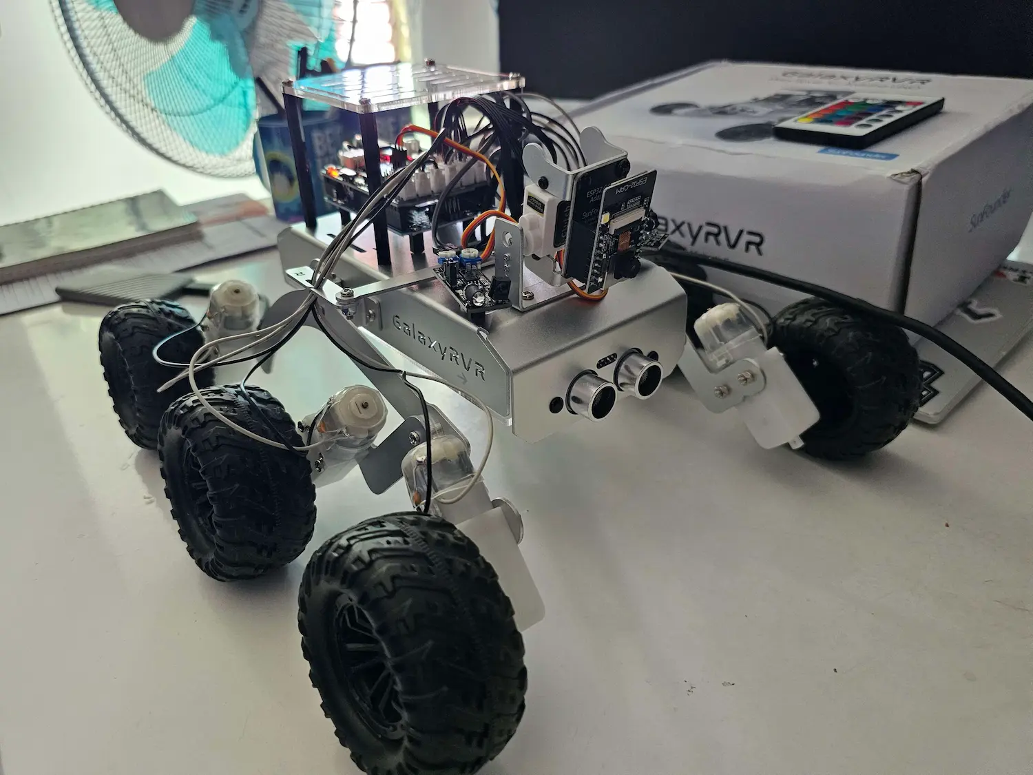 Running My Own Mars Rover With This Arduino Kit