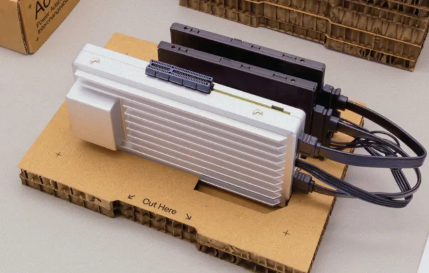 ZimaBoard 2 intelligent packaging