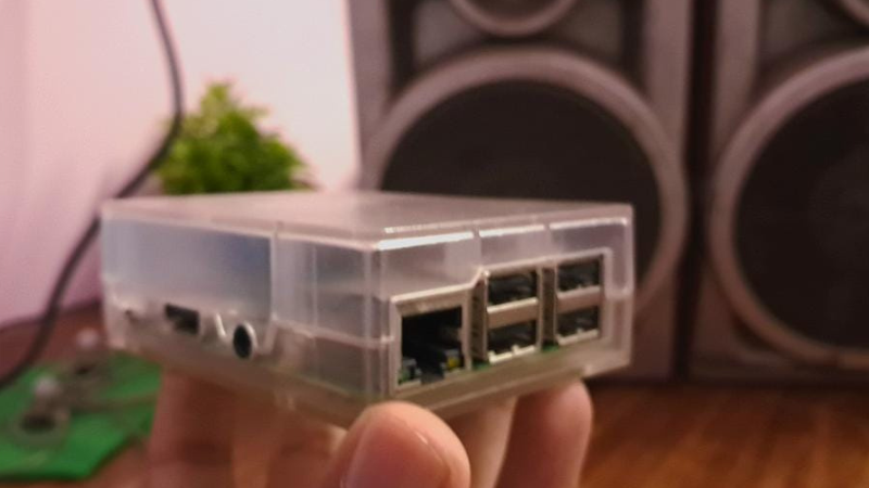 How I Turned My Old Hi-Fi Speakers into Bluetooth Ones with Raspberry Pi