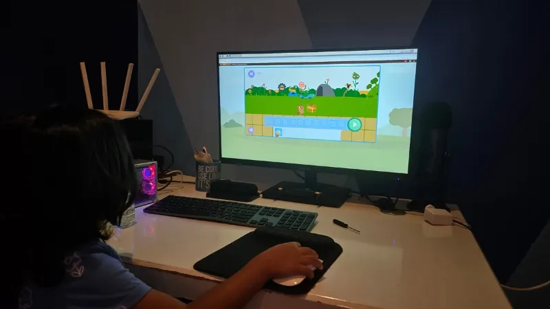4 Ways I am Encouraging My 4 Year Old Child to Help Learn Coding and Use Computer