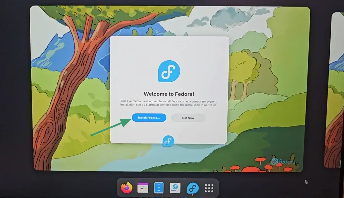 Installing Fedora Linux in the Simplest Possible Way