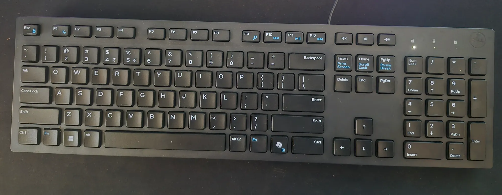 The Dell keyboard with Copilot key