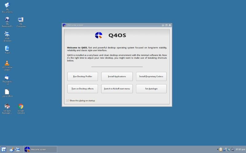 Q4OS Linux desktop after first boot